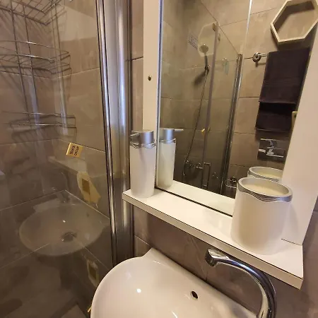 Lejlighed 01 Brand New Everything- Private Luxury Suite In Cehangir / Taksim *
